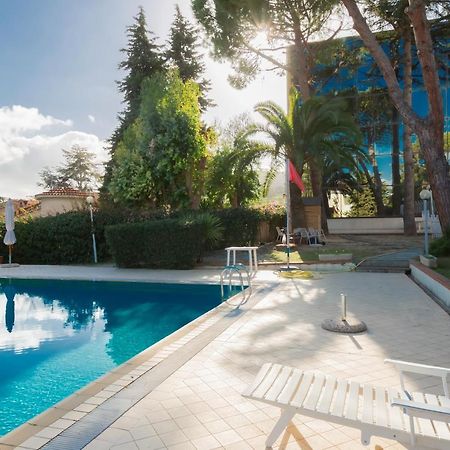 Ferienwohnung I Giardini Del Sole Con Piscina By Wonderful Italy Sanremo Exterior foto